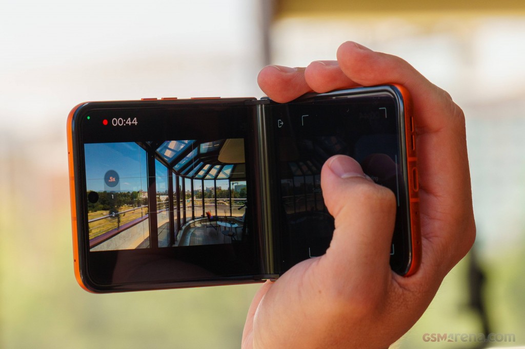 Motorola Razr 50 hands-on photo 21
