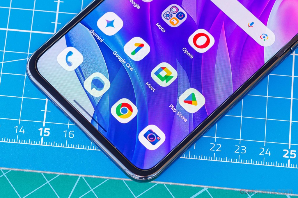 Motorola Razr 50 Ultra hands-on photo 18