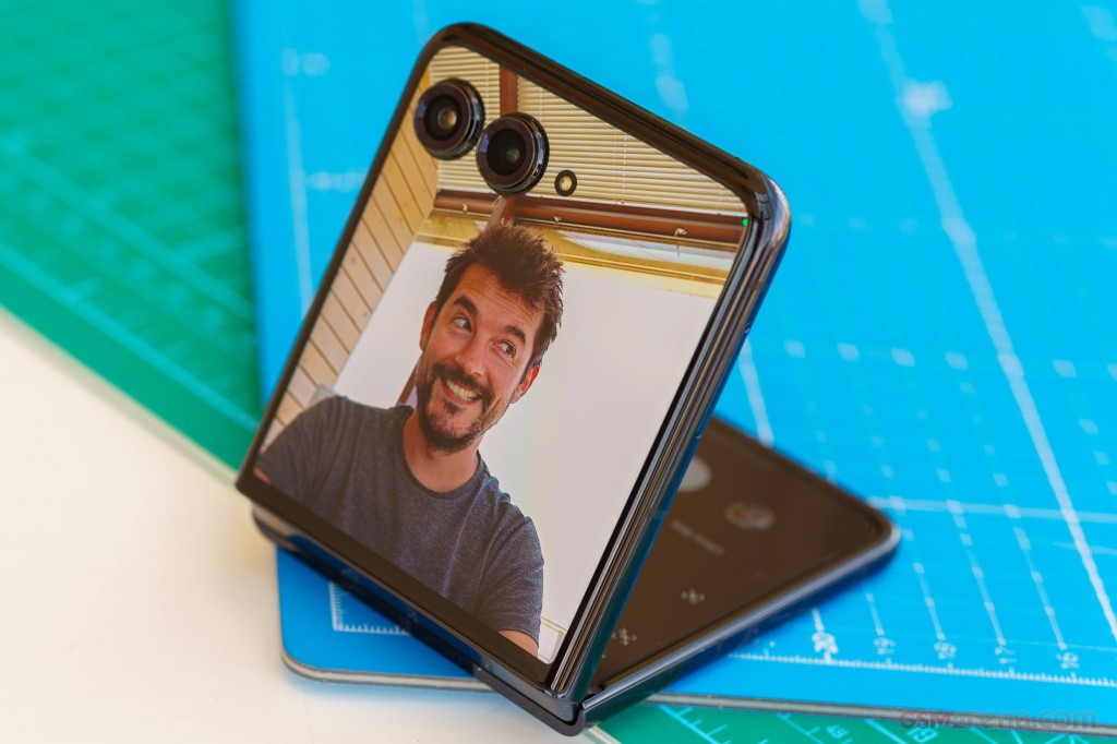 Motorola Razr 50 Ultra hands-on photo 23
