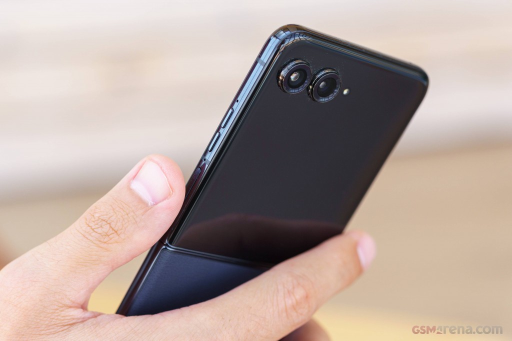 Motorola Razr 50 Ultra hands-on photo 33