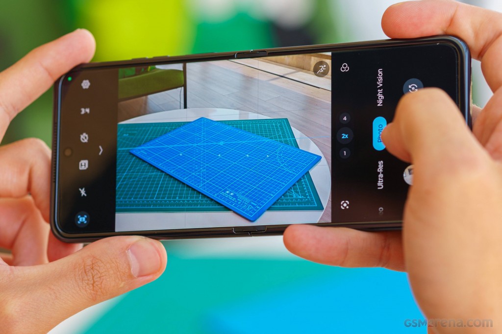 Motorola Razr 50 Ultra hands-on photo 38