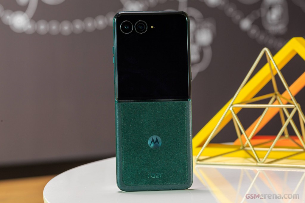 Motorola Razr 60 Ultra hands-on photo 17