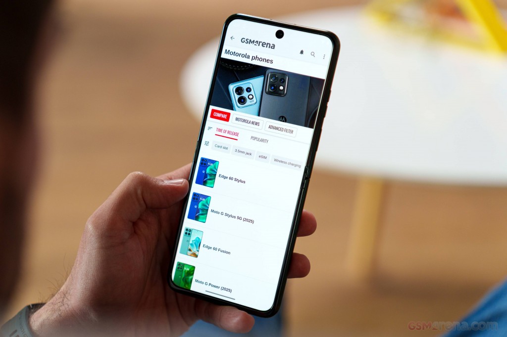 Motorola Razr 60 Ultra hands-on photo 30