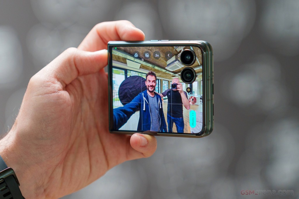 Motorola Razr 60 Ultra hands-on photo 32