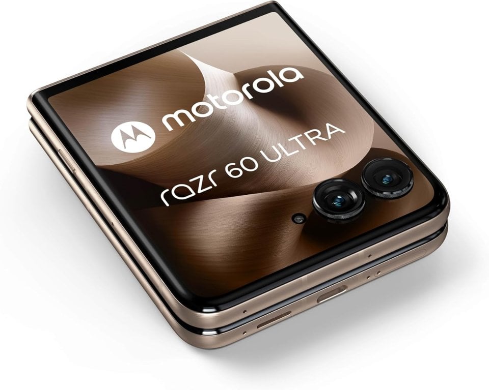 Motorola Razr 60 Ultra view 17