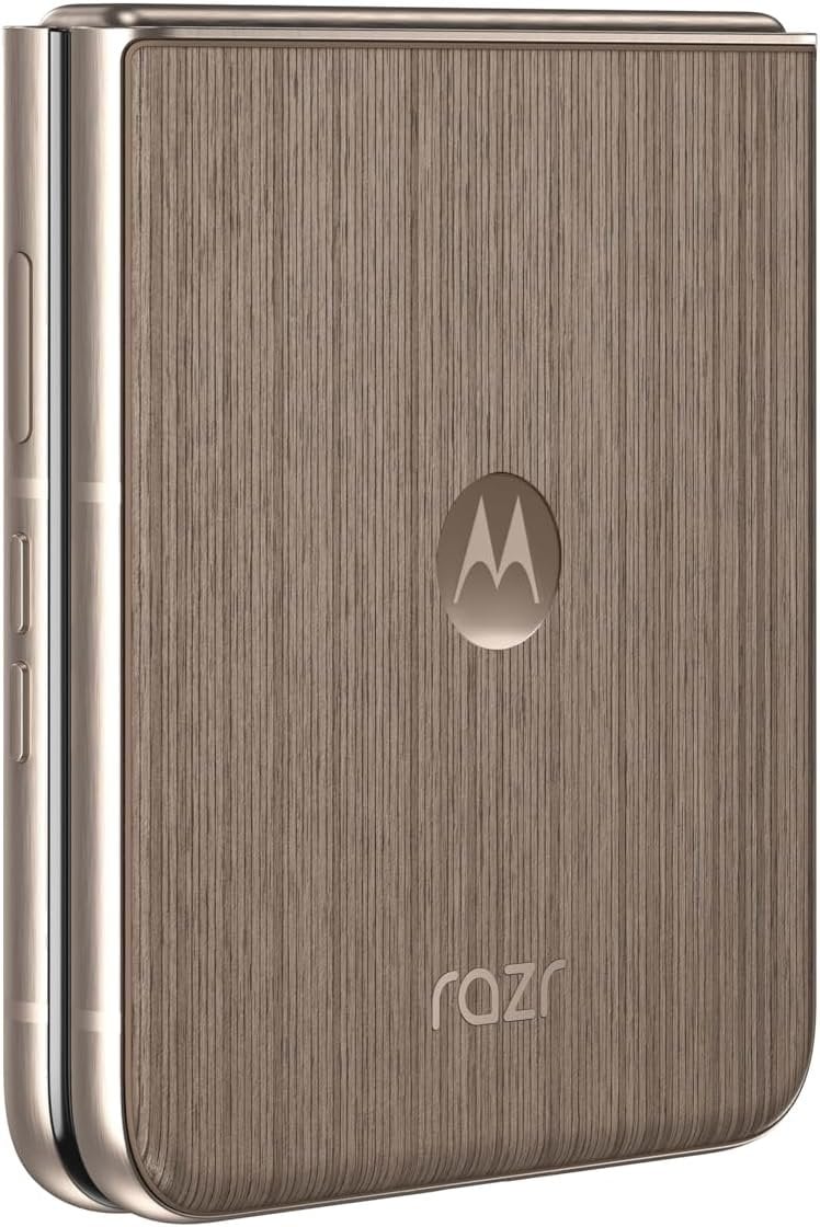 Motorola Razr Ultra 2025 view 12