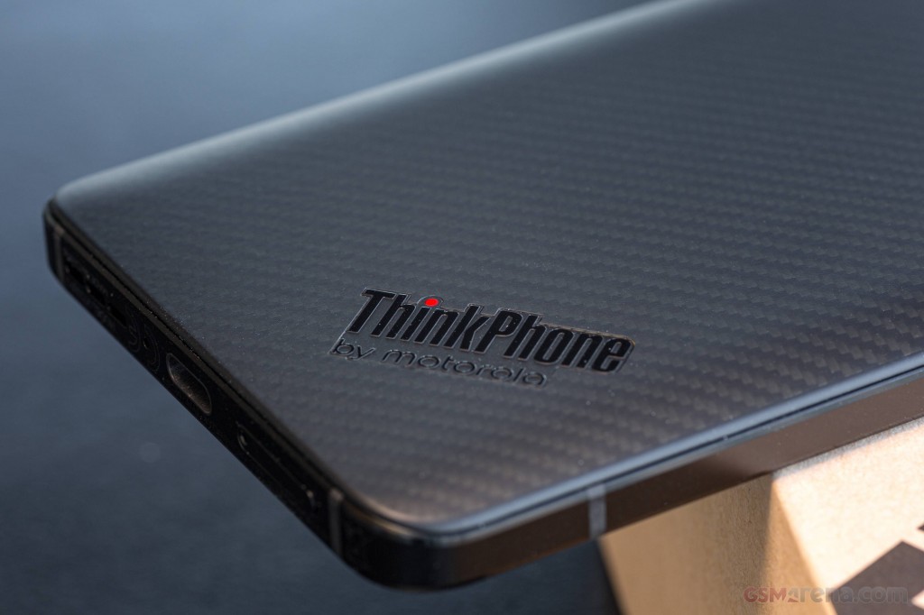 Motorola ThinkPhone hands-on photo 9