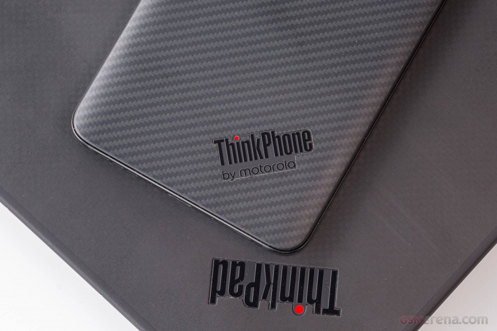 Motorola ThinkPhone hands-on photo 18