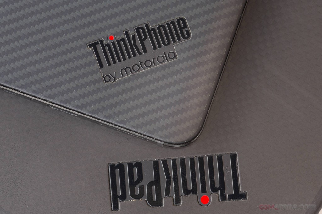 Motorola ThinkPhone hands-on photo 19