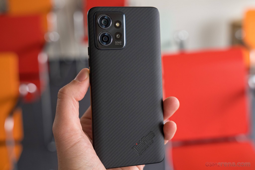 Motorola ThinkPhone hands-on photo 25