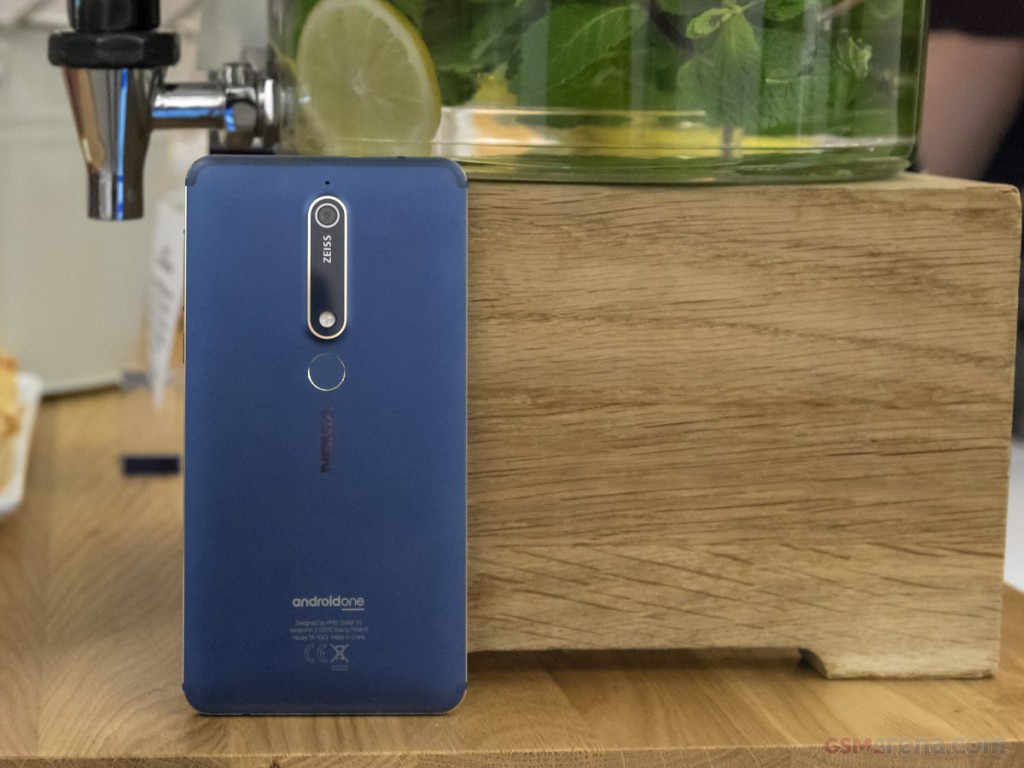 Nokia 6.1 hands-on photo 4