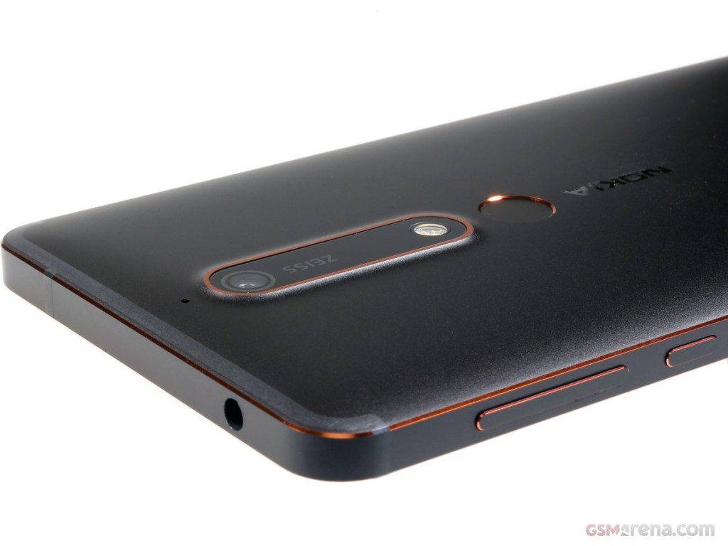 Nokia 6.1 hands-on photo 9