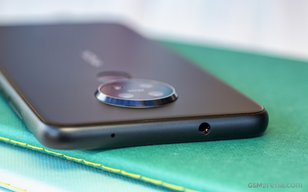 Nokia 7.2 hands-on photo 3