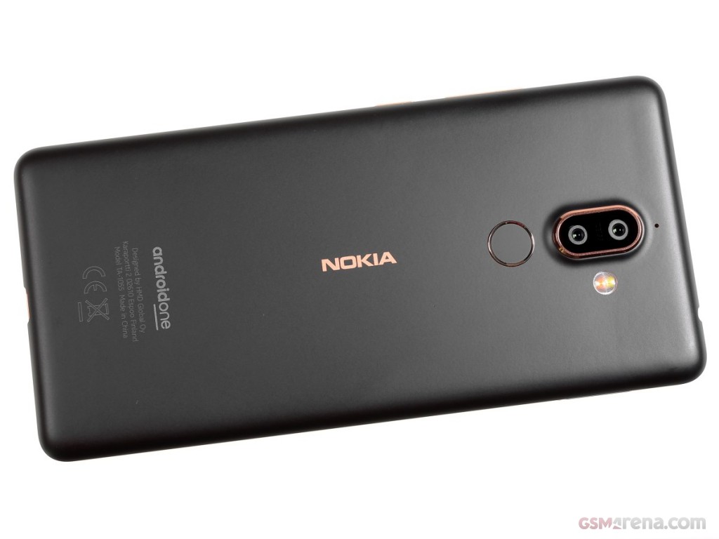 Nokia 7 plus hands-on photo 5