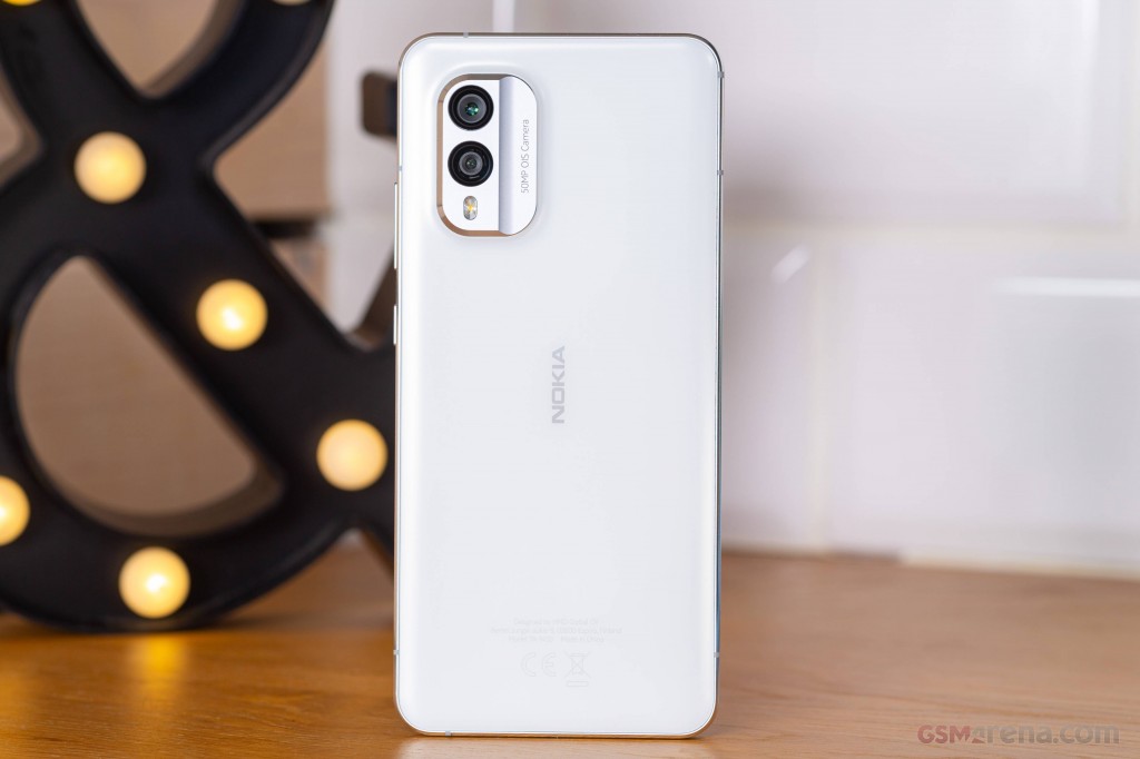 Nokia X30 hands-on photo 6