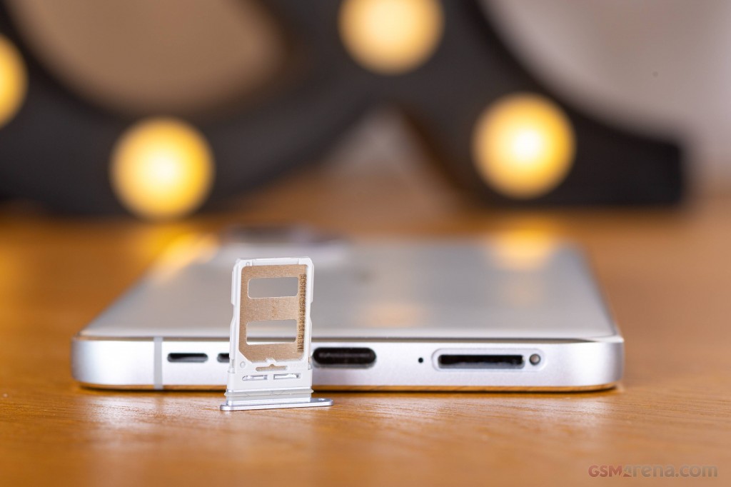 Nokia X30 hands-on photo 9