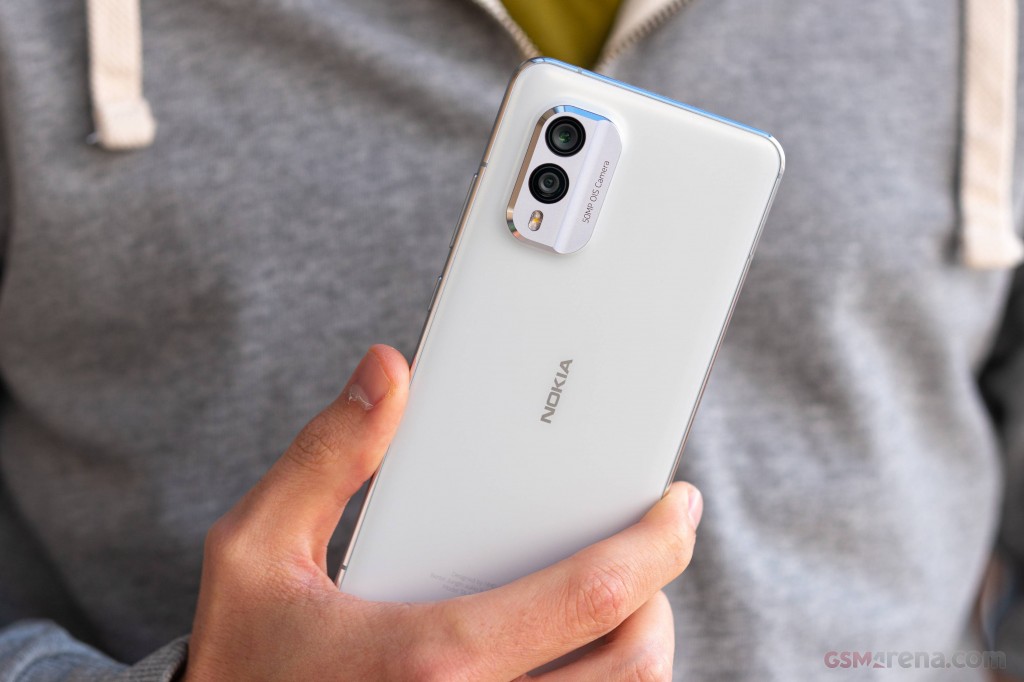 Nokia X30 hands-on photo 15
