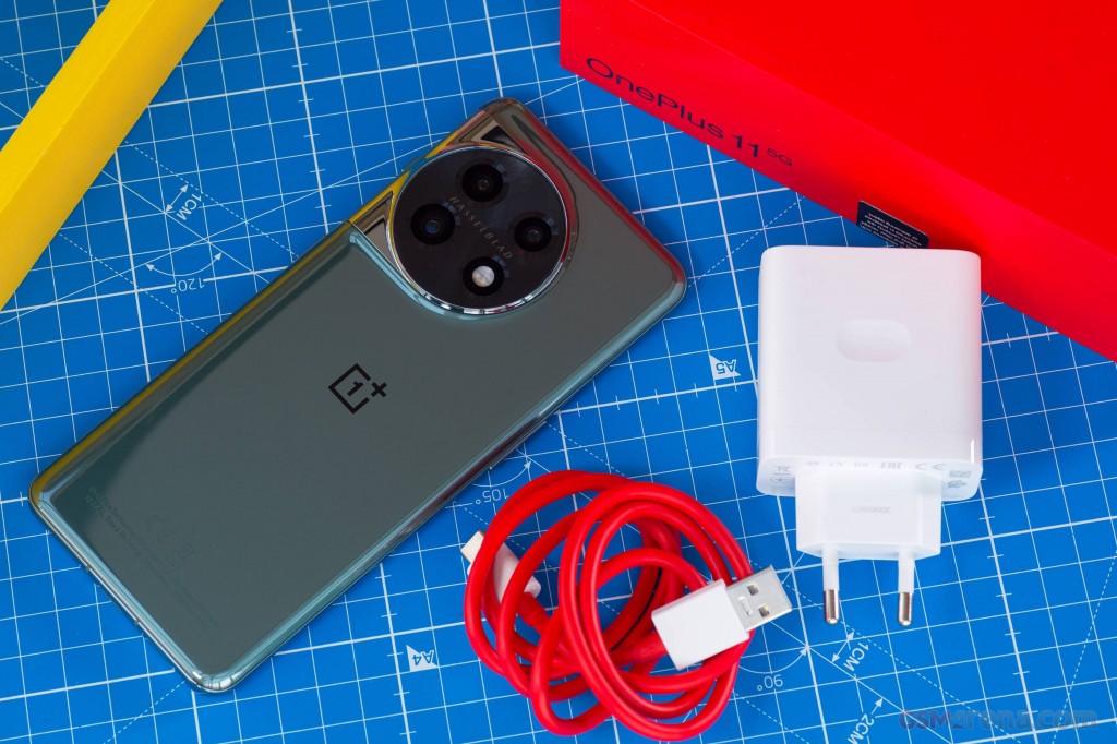 OnePlus 11 hands-on photo 1