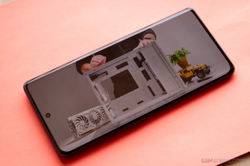 OnePlus 11R hands-on photo 10