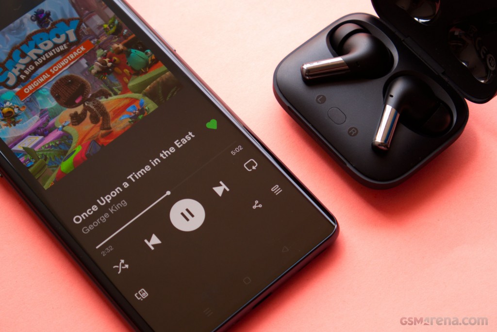 OnePlus 11R hands-on photo 12