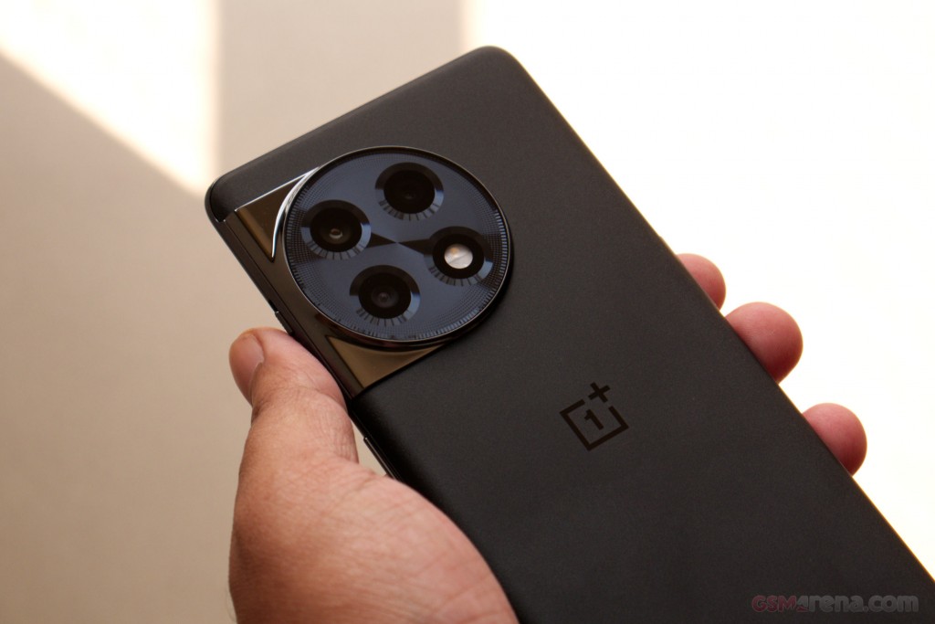 OnePlus 11R hands-on photo 18