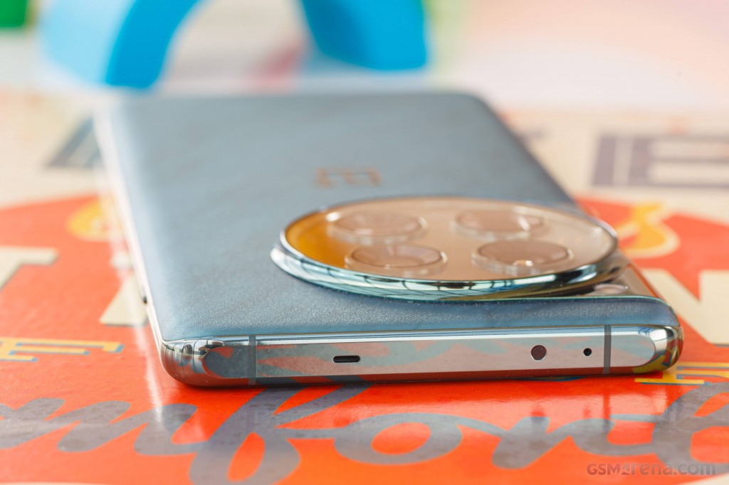 OnePlus 12 hands-on photo 6