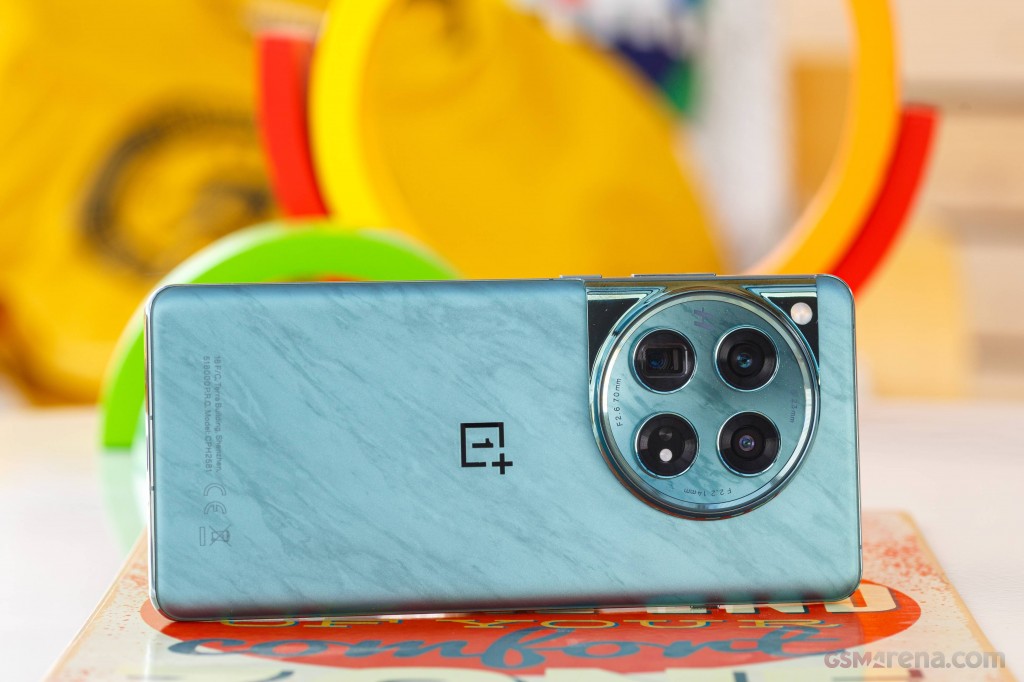 OnePlus 12 hands-on photo 7