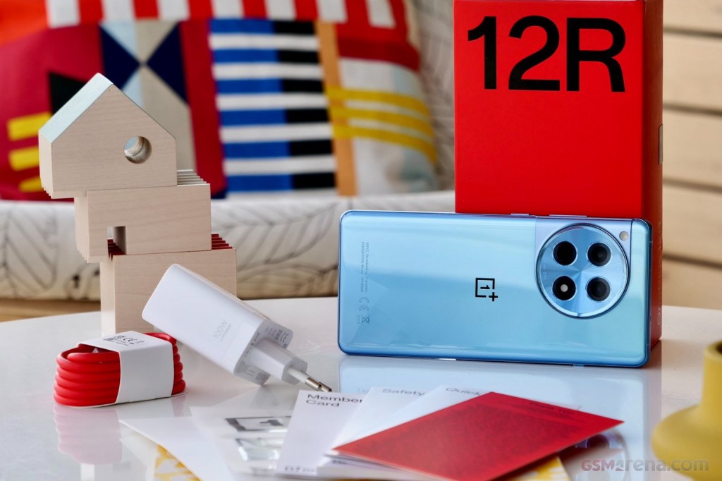 OnePlus 12R hands-on photo 1