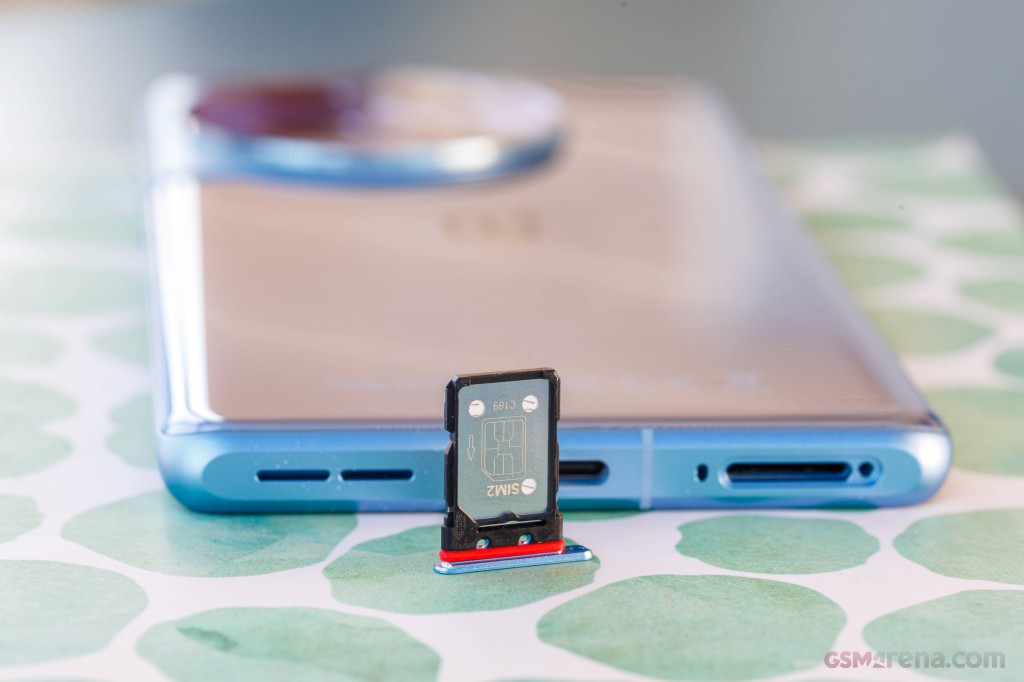 OnePlus 12R hands-on photo 8