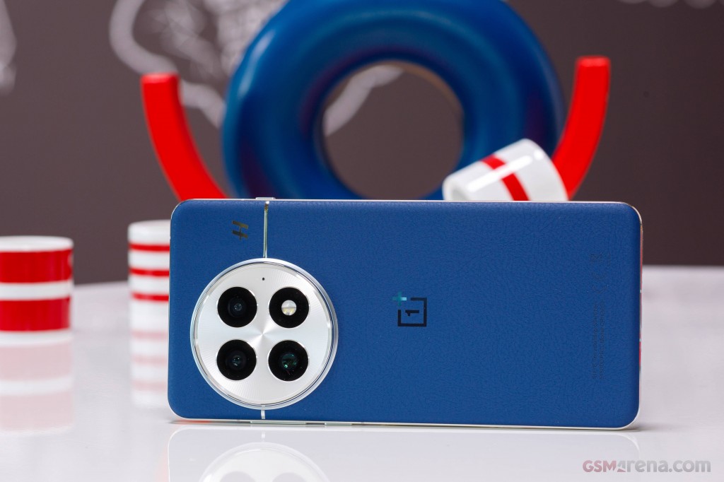 OnePlus 13 hands-on photo 3