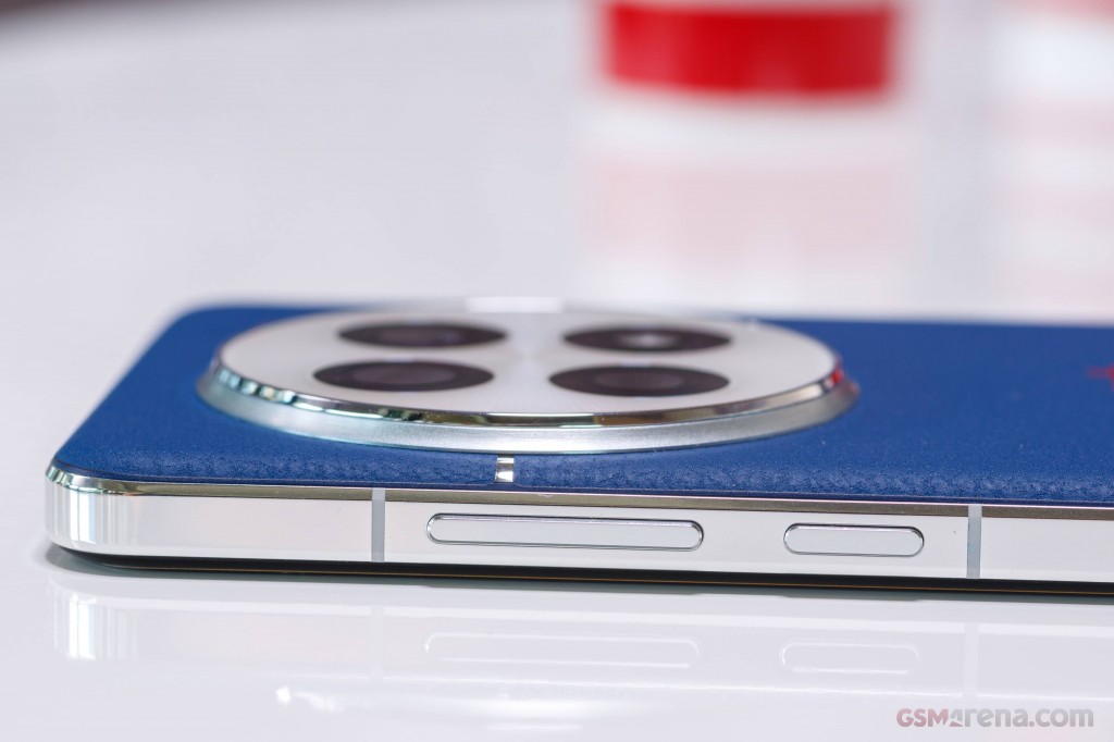OnePlus 13 hands-on photo 14