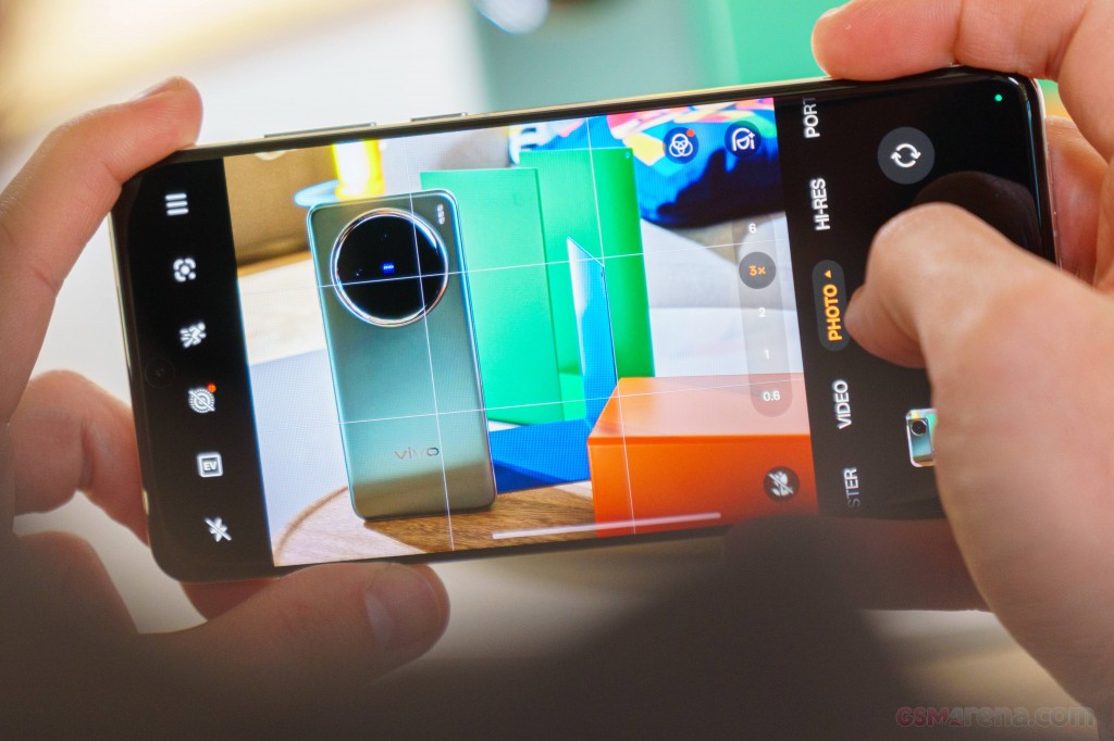 OnePlus 13 hands-on photo 29