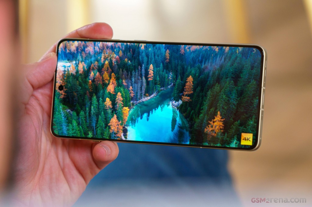 OnePlus 13R hands-on photo 18