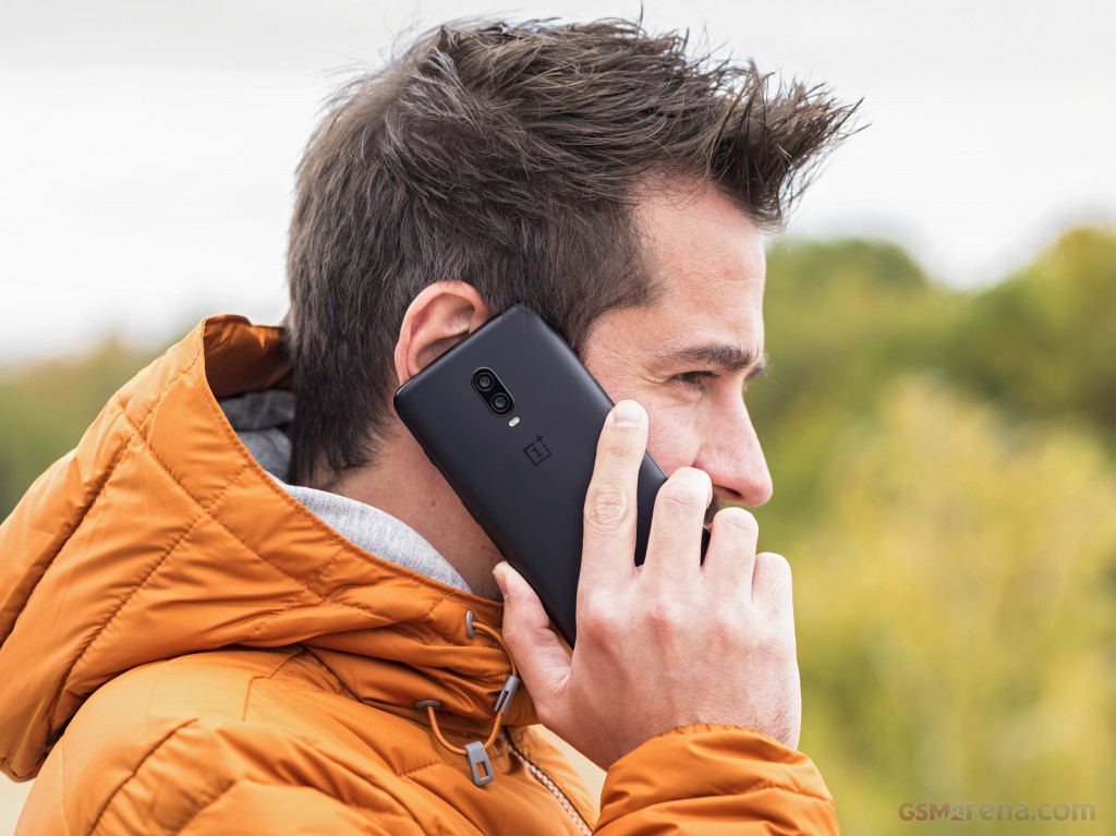 OnePlus 6T hands-on photo 8