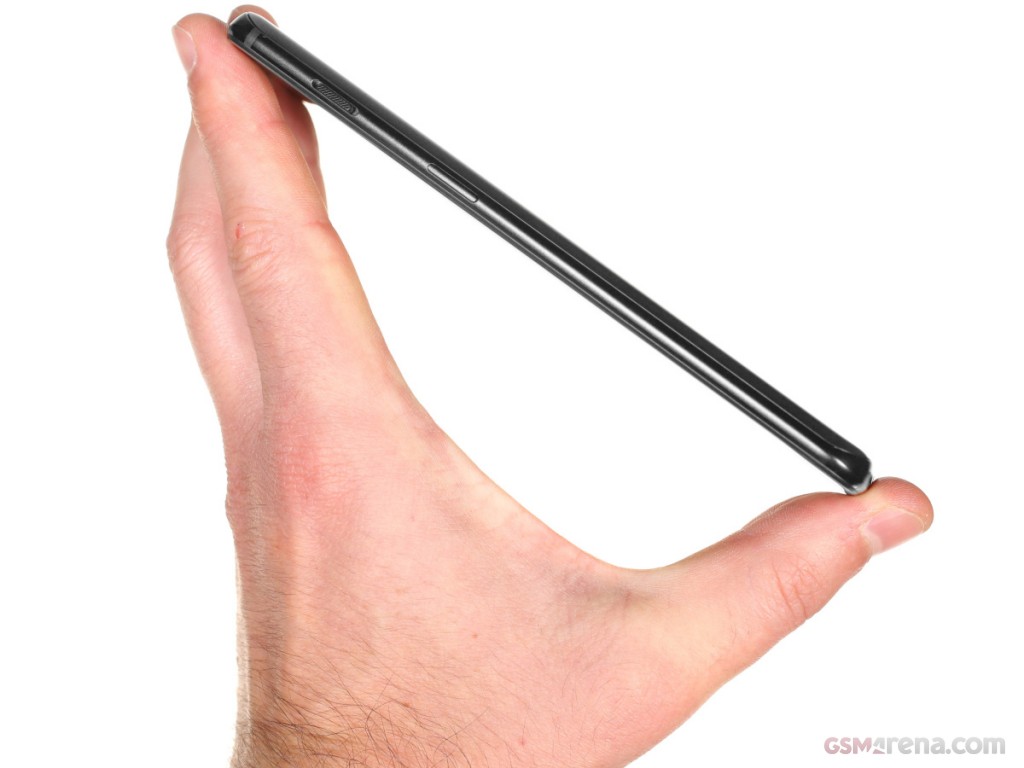 OnePlus 6T hands-on photo 22