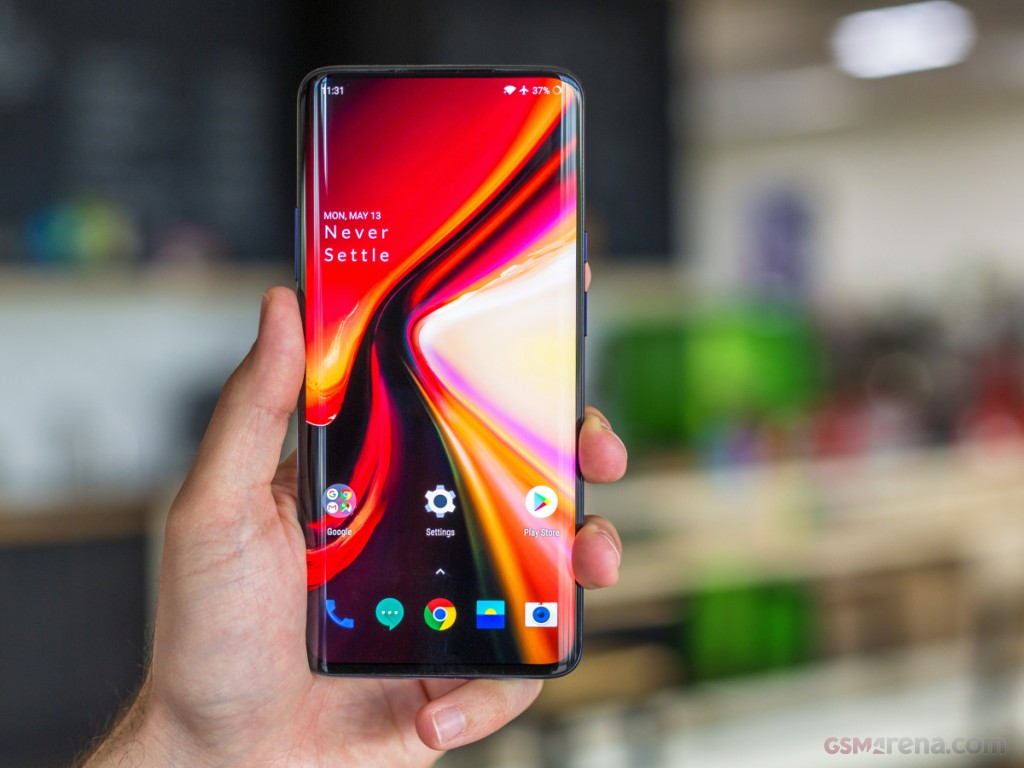 OnePlus 7 Pro hands-on photo 4