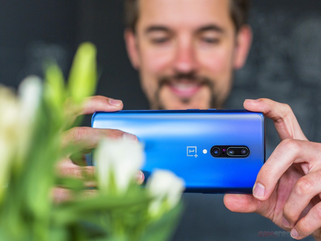 OnePlus 7 Pro hands-on photo 6