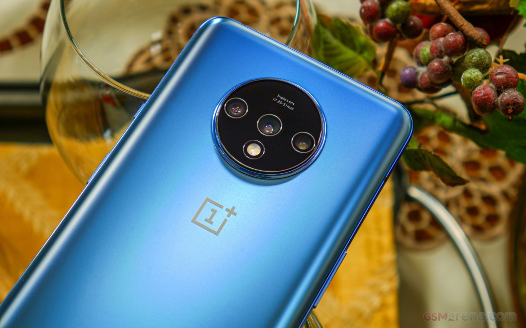 OnePlus 7T hands-on photo 2