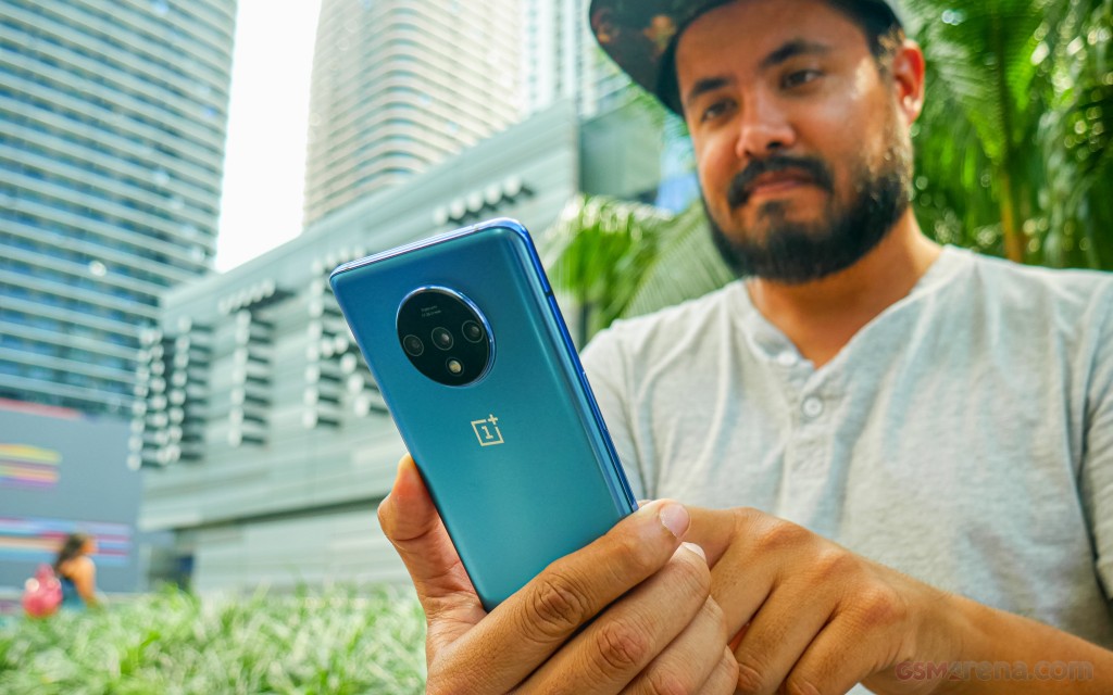OnePlus 7T hands-on photo 5