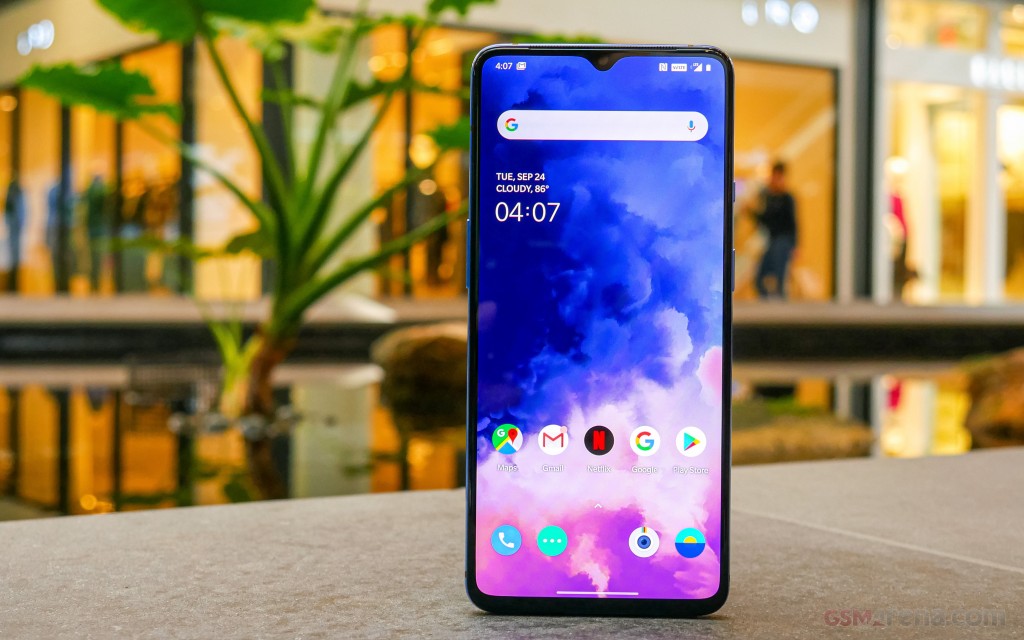 OnePlus 7T hands-on photo 8