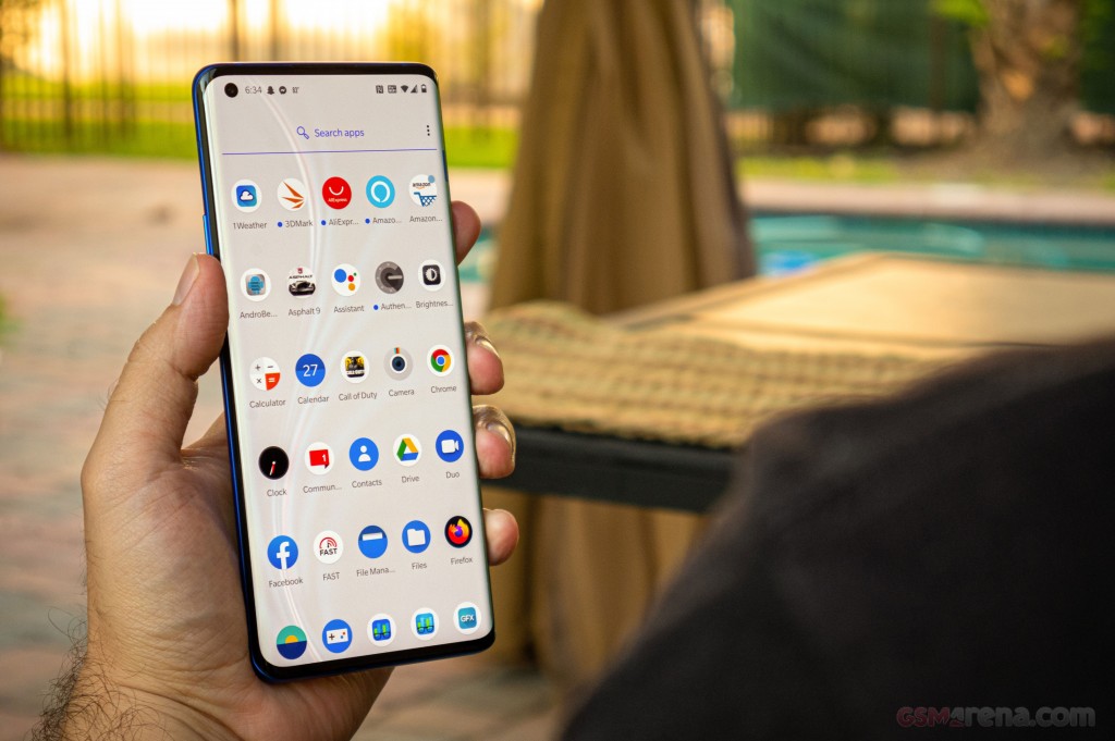 OnePlus 8 Pro hands-on photo 12