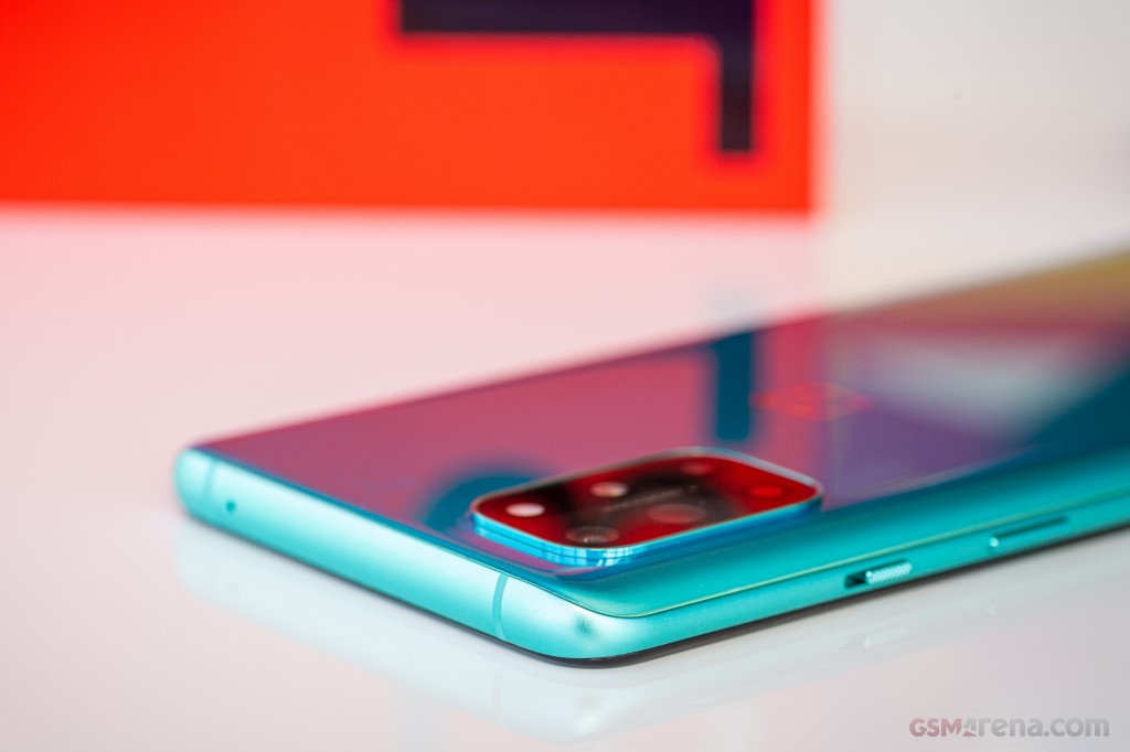 OnePlus 8T hands-on photo 14