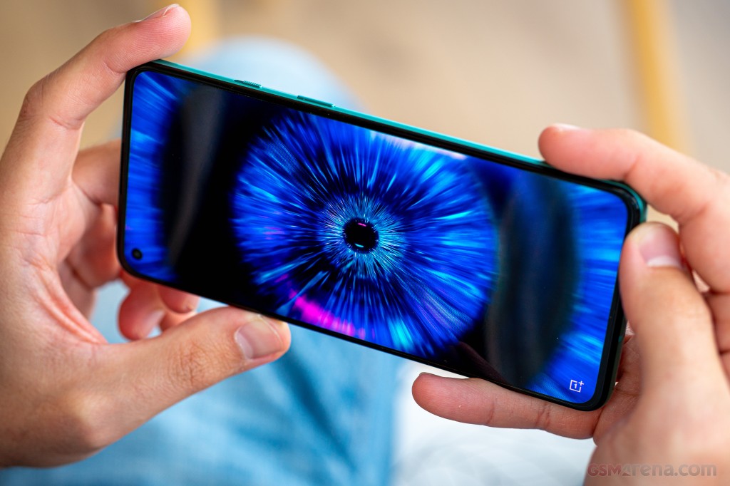 OnePlus 8T hands-on photo 26