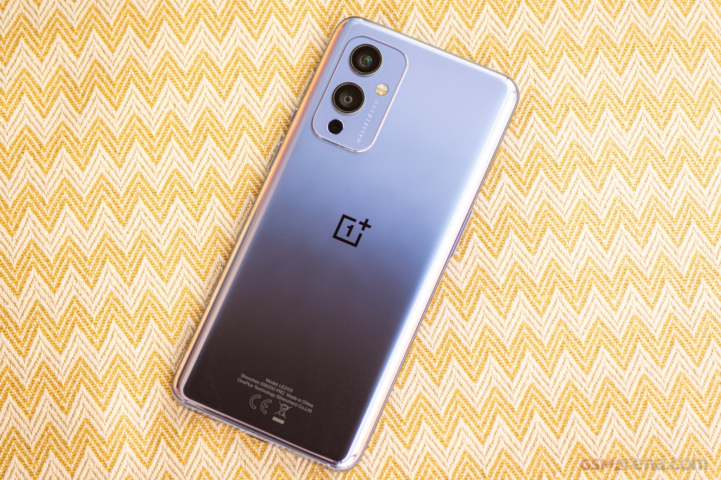 OnePlus 9 hands-on photo 24