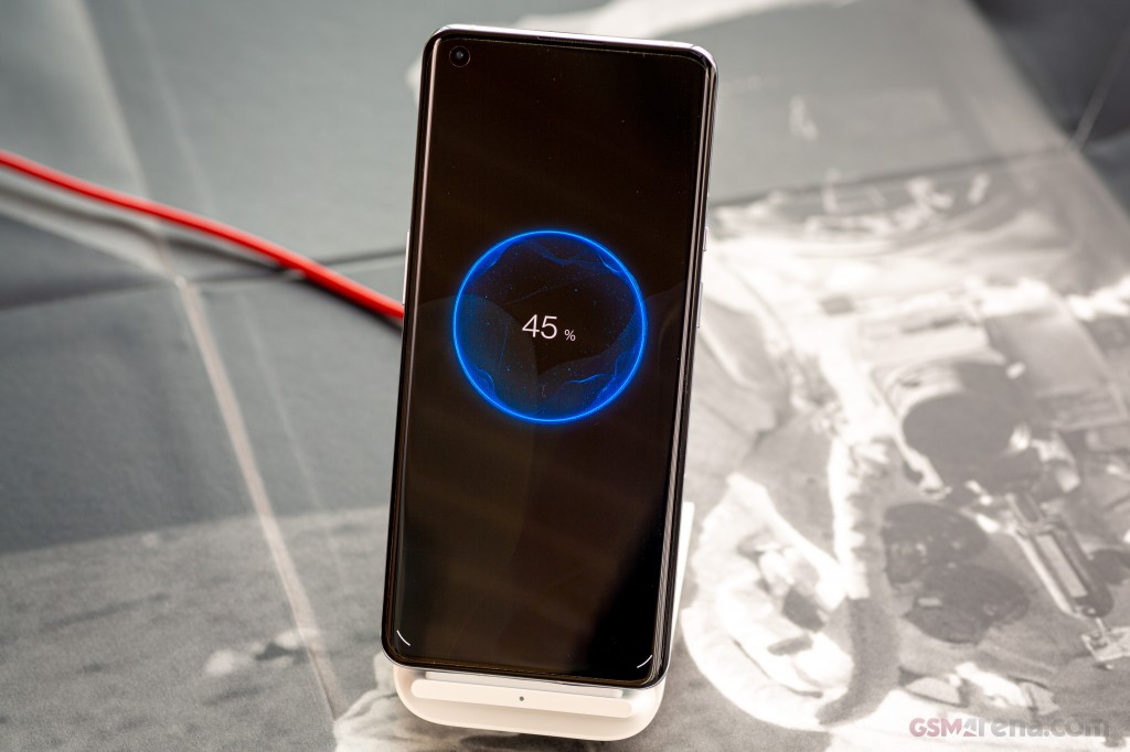 OnePlus 9 Pro hands-on photo 2
