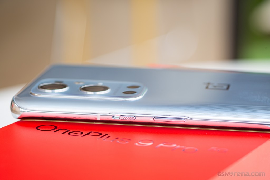 OnePlus 9 Pro hands-on photo 12