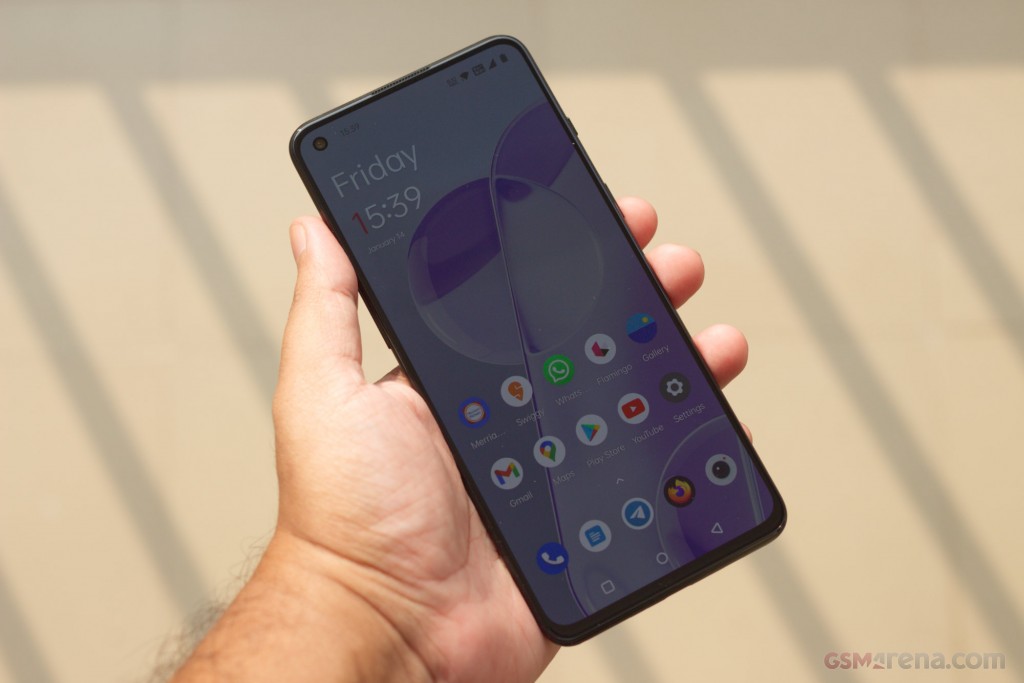 OnePlus 9RT 5G hands-on photo 3