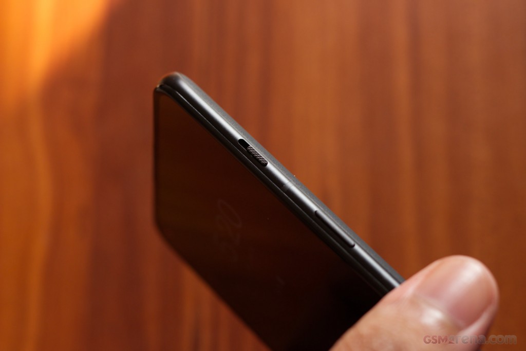 OnePlus 9RT 5G hands-on photo 4