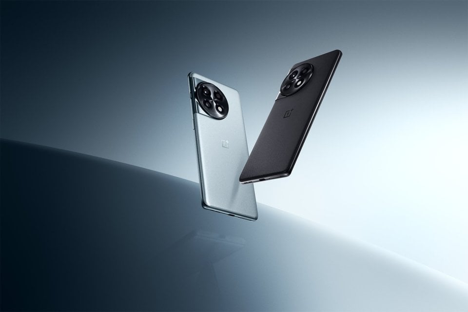 OnePlus Ace 2 view 12