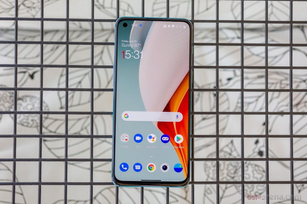 OnePlus Nord 2 5G hands-on photo 3